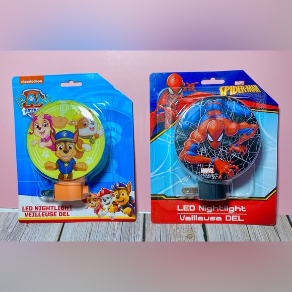 Paw Patrol Nickelodeon & Spiderman LED Night‎ Light Plug-In Bundle of 2 - Picture 1 of 6